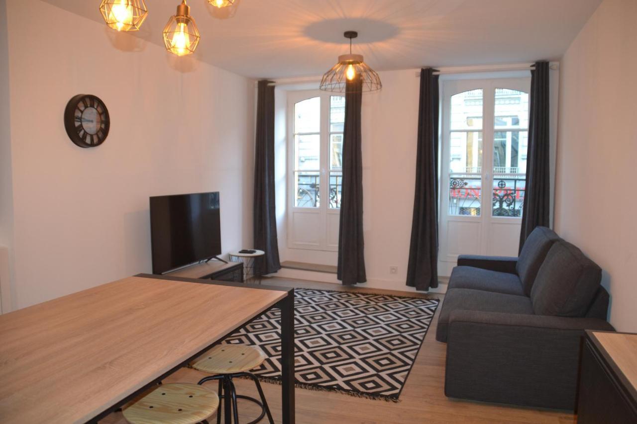 Appartamento Triplex 110 M2 Centre Historique Avec Jacuzzi Dinan Esterno foto