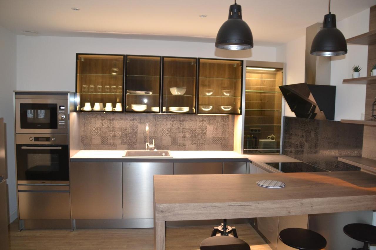 Appartamento Triplex 110 M2 Centre Historique Avec Jacuzzi Dinan Esterno foto