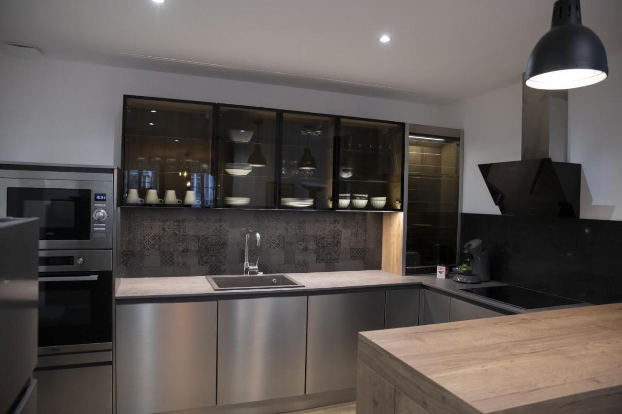 Appartamento Triplex 110 M2 Centre Historique Avec Jacuzzi Dinan Esterno foto